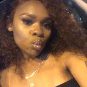 Meet your Posher, Tiara
